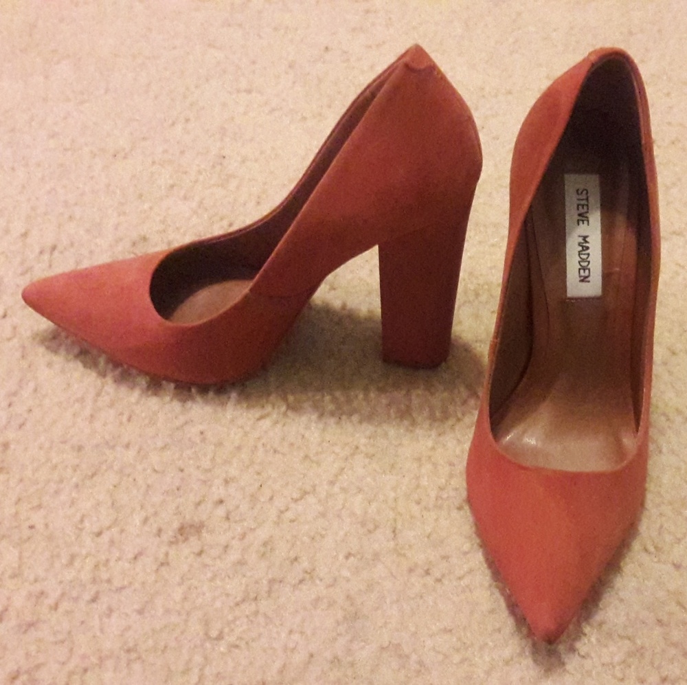 Steve Madden block heel pumps